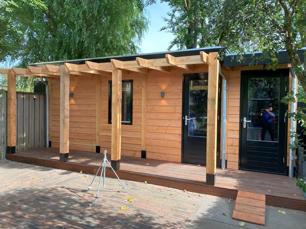 Garage met Veranda